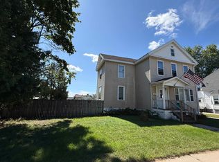 511 5th Ave, Menominee, MI 49858