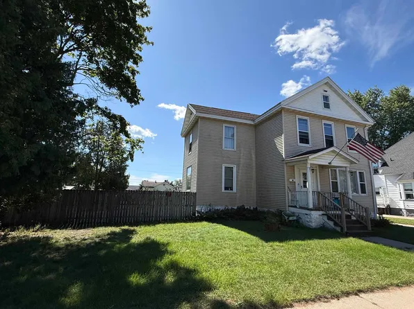 511 5th Ave, Menominee, MI 49858