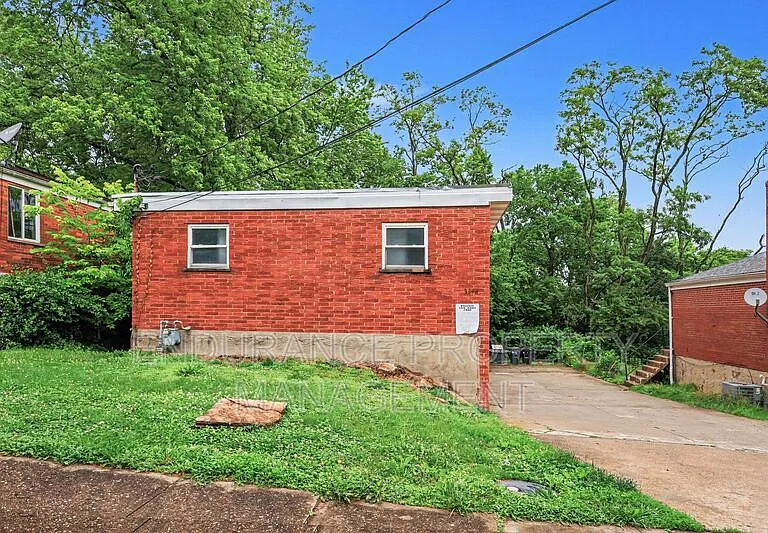 3348 Ninann Ct #4 — Photo 16