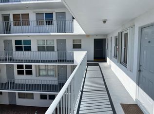 1720 Jefferson St APT 410, Hollywood, FL 33020