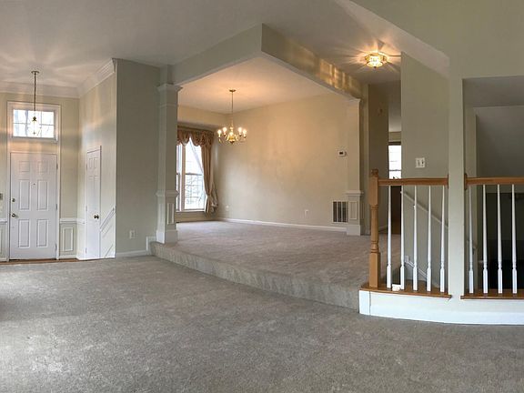3rd image of 4612 Fair Valley Dr