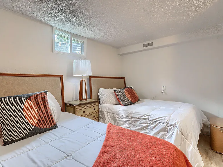 Basement Bedroom - 4th bedroom