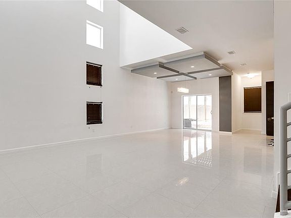 4th image of 5235 Shalom Dr
