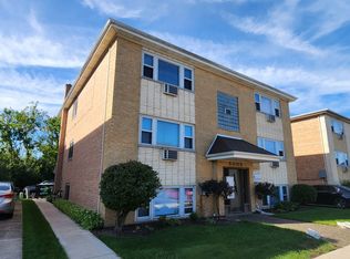 5005 River Rd #1W, Schiller Park, IL 60176