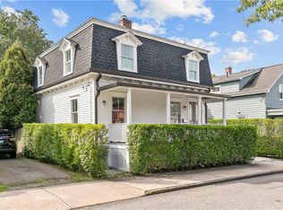 29 Carey St, Newport, RI 02840