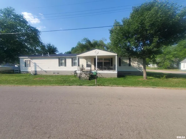 211 E Illini St, Chandlerville, IL 62627