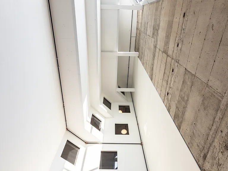 31 Queen St — Photo 15