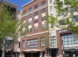 1020 S Barton St, Arlington, VA 22204