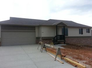 1208 W Nettle Ct, Ozark, MO 65721