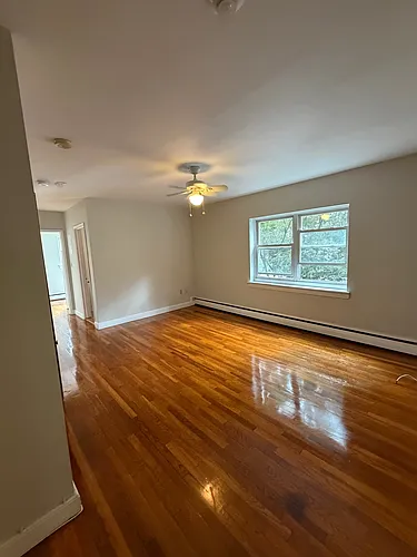 61 Selkirk Rd #3 Photo 1