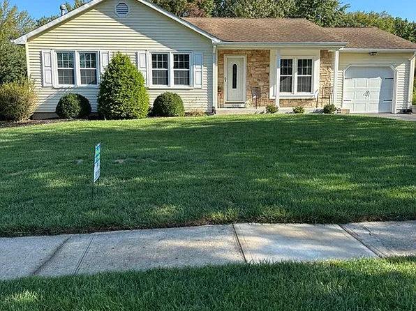 1088 Estates Blvd, Hamilton, NJ 08690