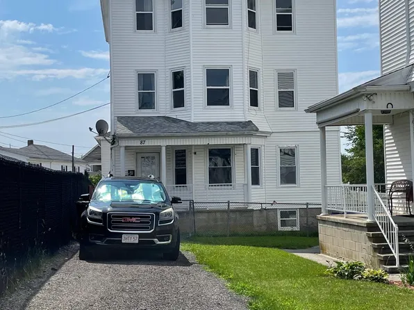87 Albion St APT 3, Fall River, MA 02723