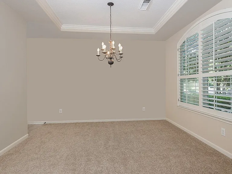 54 S Longsford Cir — Photo 7