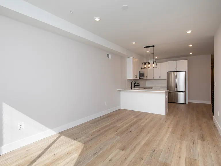 935 W Dauphin St #A — Photo 19