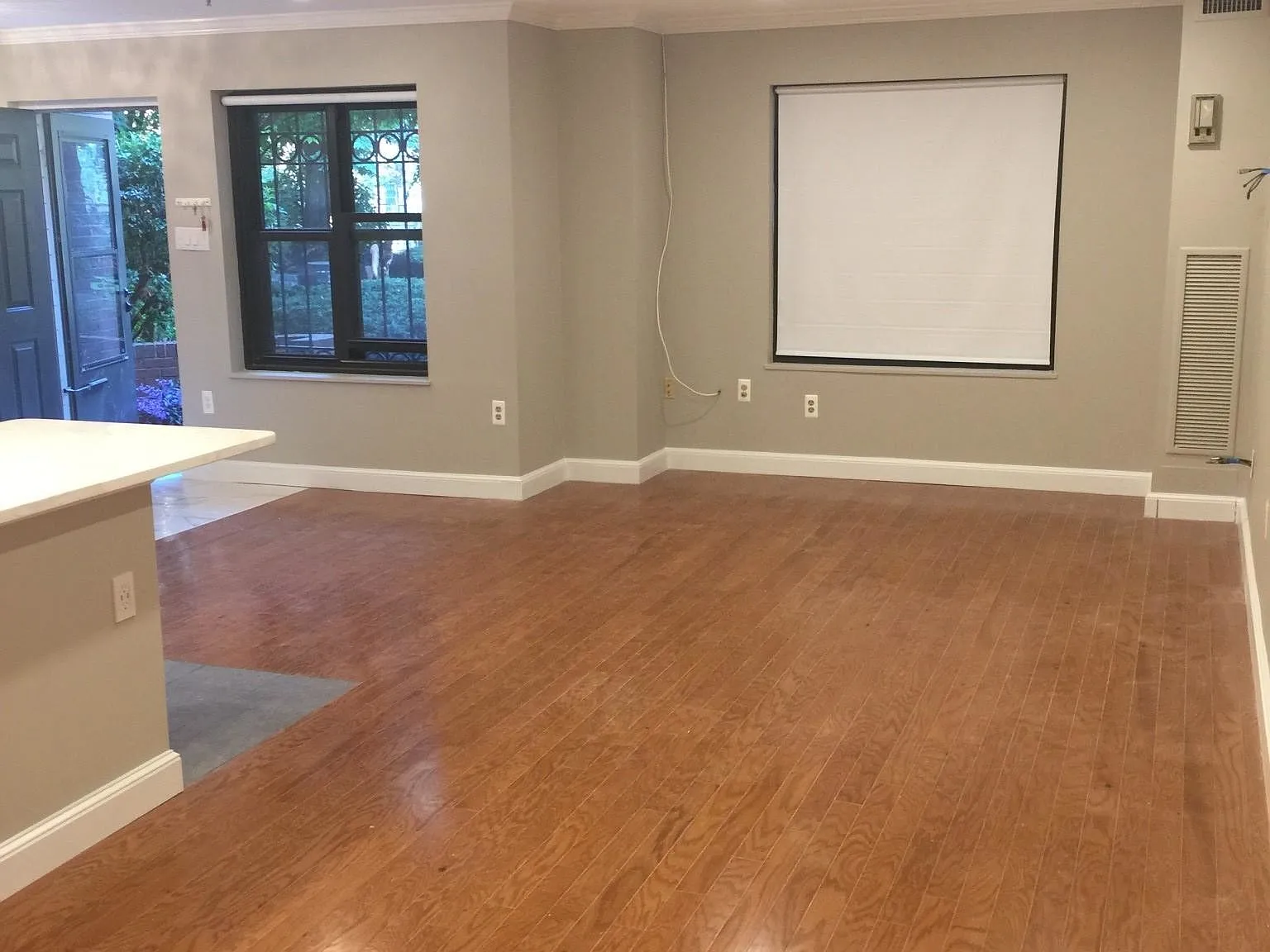 1 bed, 1.0 bath, 800 sqft, $3,950 — Photo 3
