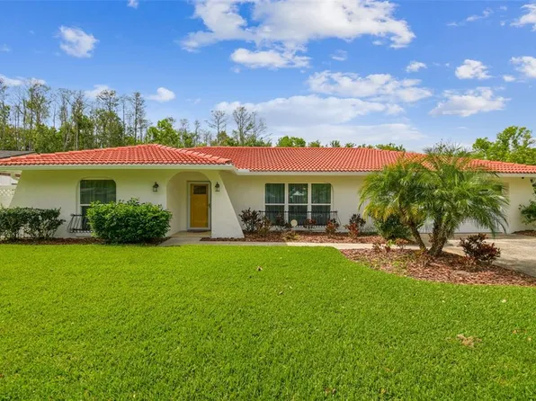 4555 Debbie Ln, Lutz, FL 33559