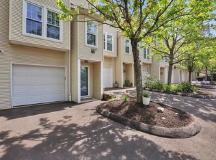 380 Hitchcock Rd, Waterbury, CT 06705