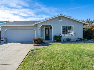 20894 Fox Hunt Dr, Cottonwood, CA 96022