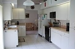 4th image of 1125 Harbor Town Way