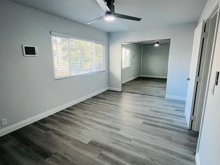 Canyon Creek Apartments B — Photo 8