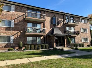 10851 S Keating Ave APT 1D, Oak Lawn, IL 60453