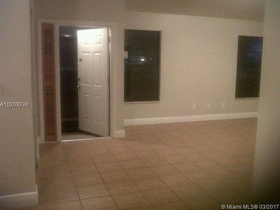 3rd image of 4247 Willow Pond Cir