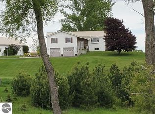 671 W Engel Rd, West Branch, MI 48661