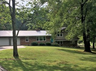 229 Black Rd, Dickson, TN 37055