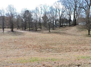 5465 Stateline Rd, Walls, MS 38680