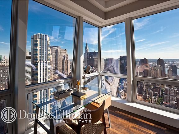 4th image of 400 5th Ave APT 55H