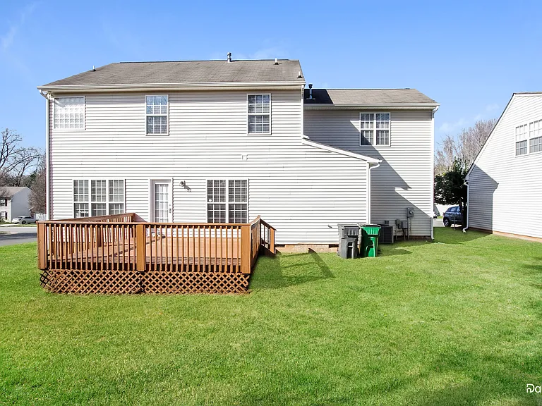 10802 Gold Pan Rd — Photo 15