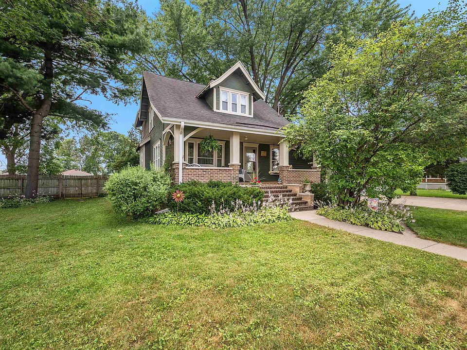 1st image of 411 W Beloit St