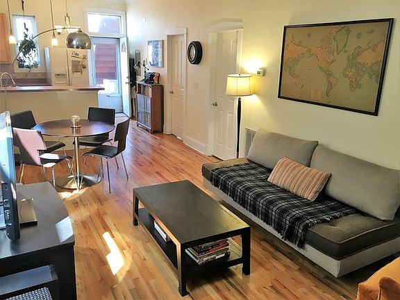 5th image of 1040 N Winchester Ave APT 2R