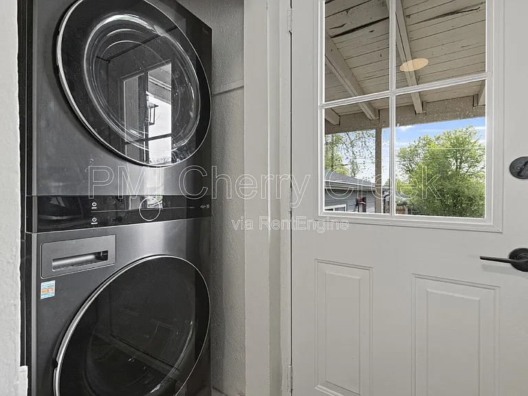 156 S Newton St #A — Photo 13