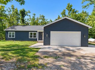 3078 Lakeview Dr, Gaylord, MI 49735