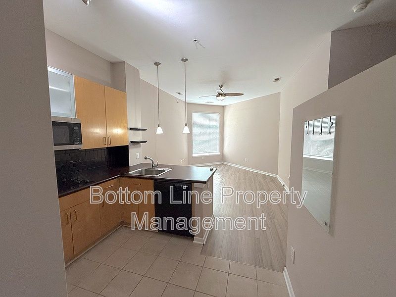 1st image of 2125 Southend Dr APT 245