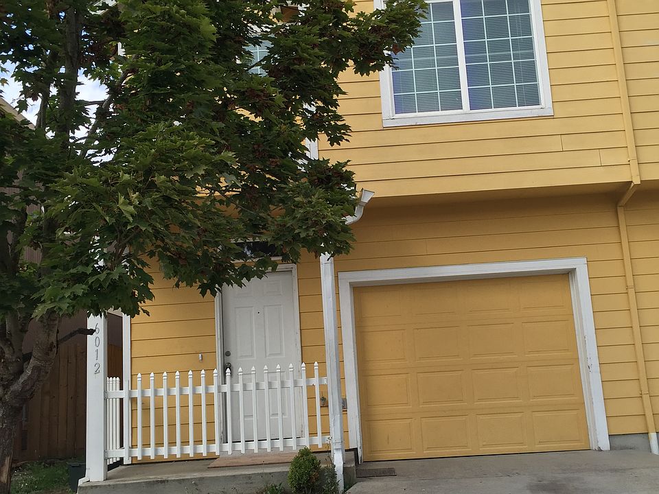 1st image of 6012 NE 33rd Cir