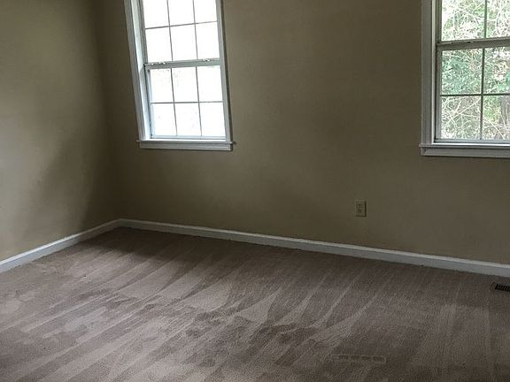 4th image of 847A Westover Dr