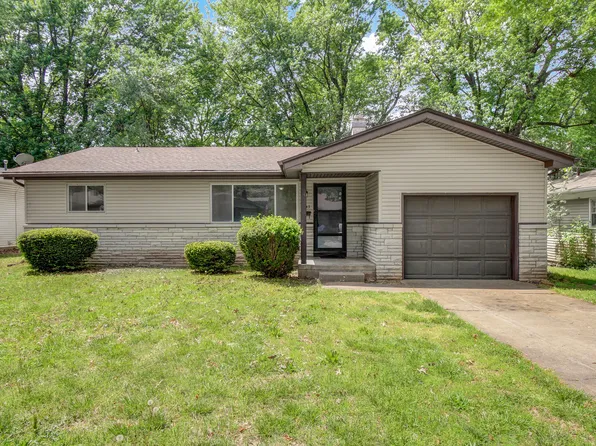 1943 S Broadway Avenue, Springfield, MO 65807