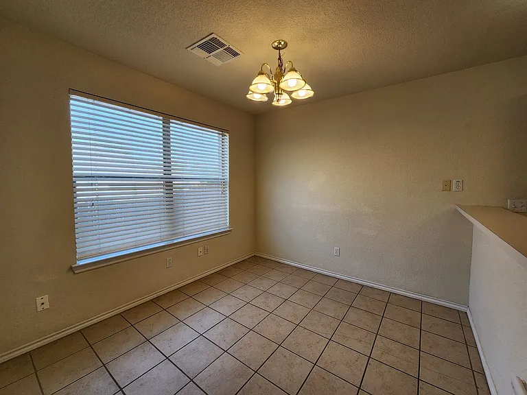 3014 Green Mountain Dr — Photo 7