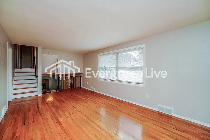 614 Fort Couch Rd — Photo 2