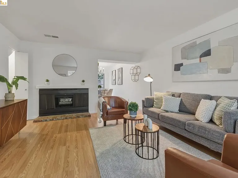 1245 Pine Creek Way #I — Photo 4