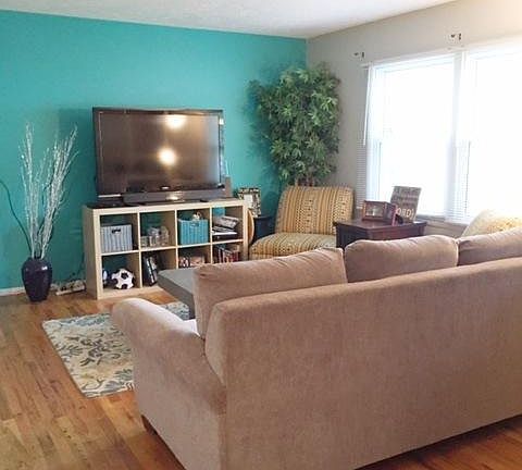 3rd image of 7349 S 70th St