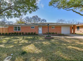 409 22nd Ave N, Texas City, TX 77590
