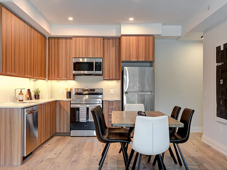 12 Merchant Ave — Photo 1