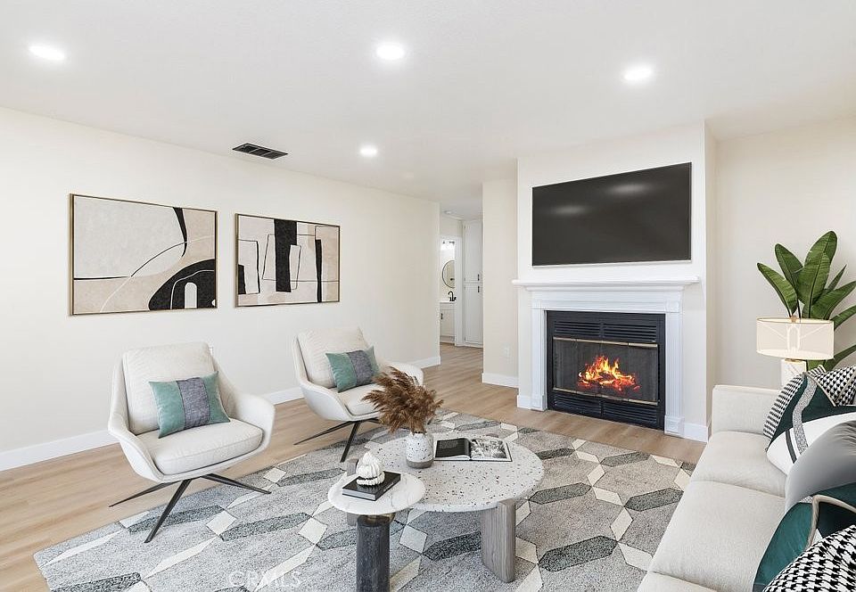 1st image of 560 Reposo St