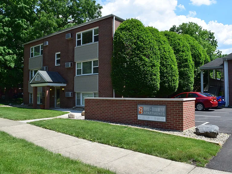 507 W Green St — Photo 1
