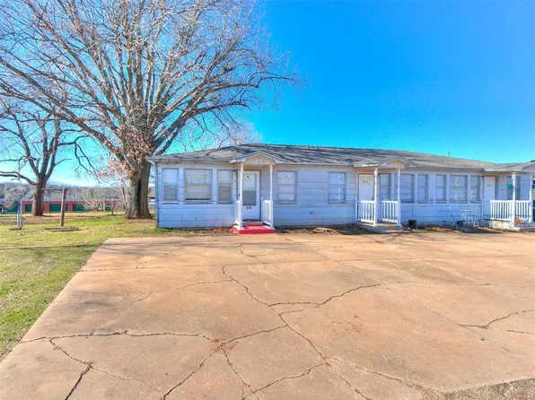 612 S 7th St, Noble, OK 73068