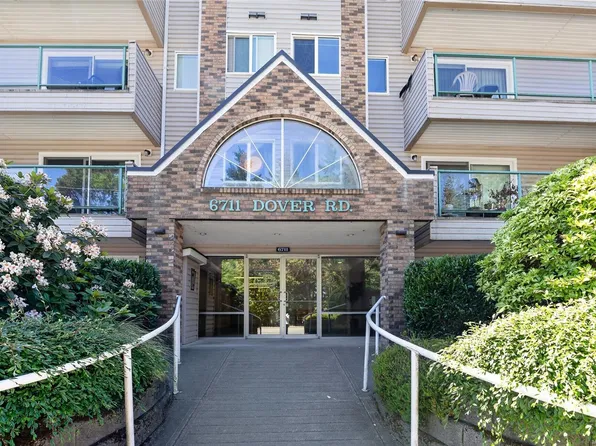 6711 Dover Rd Unit 127, Nanaimo, BC V9V 1L9