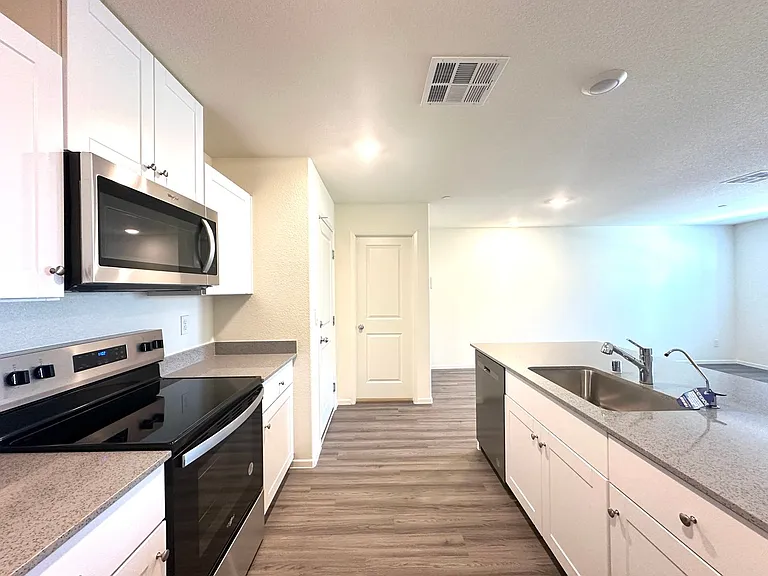 3756 Sonrisa Vista Ave — Photo 6